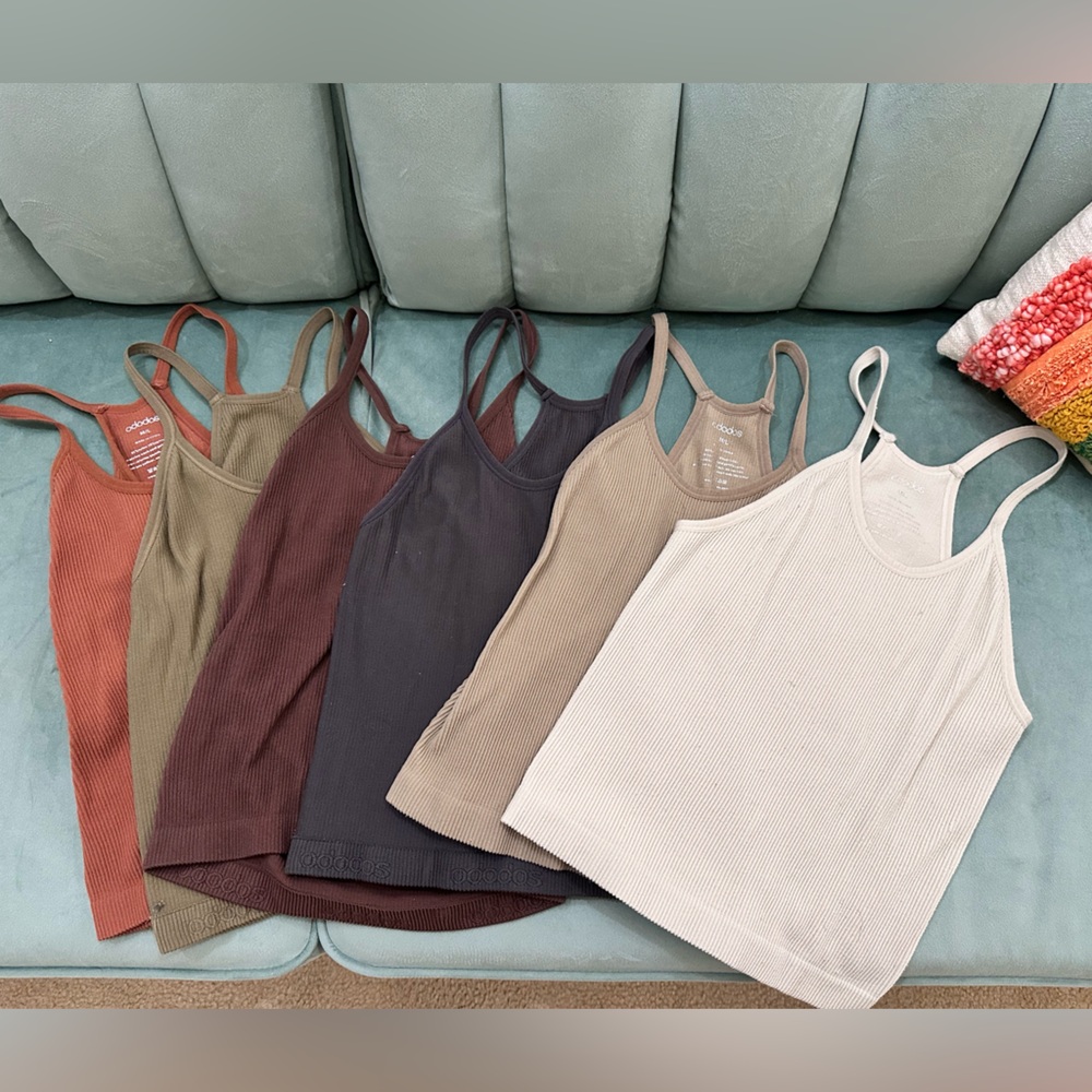 Ododos Rust Ribbed Tank Top